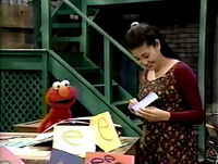 Elmo tries to change the letter of the day to E Episode 3645