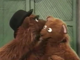 Papa Bear & Baby BearSesame Street Episode 3881