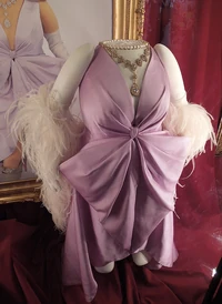 ZacDress1.jpg (105 KB)