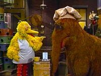 Big Bird and Mr. Snuffleupagus pretend to bake