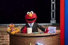 Elmo host