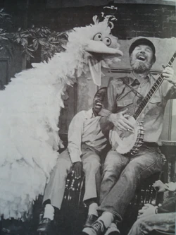 PeteSeegerBigBird.jpg (900 KB) Scene 8