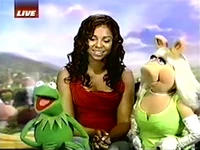 Kermit, Miss Piggy and Ashanti on WTNH Channel 8 News (YouTube), May 19, 2005