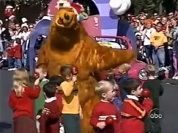 Bear2002Parade1