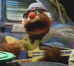 Yuska OofnikRechov Sumsum