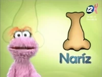 N - Naríz (Lola) (First: Episodio 1037)