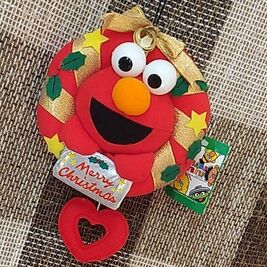 Sony plush-Elmo wreath