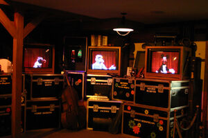 Rizzo masquerading as Mickey Mouse is one of the many highlights in the pre-show film.