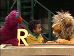 Telly and Shaun: R - Roar, Run (holdover from season 23)