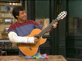 2004e.jpeg (28 KB) "Broken Arm Guitar"