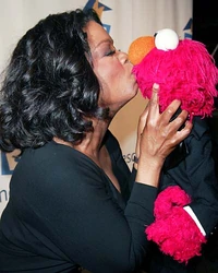 Oprah Winfrey & Elmo2004 Sesame Gala