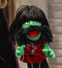 AM groupie in Episode 4234