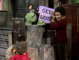 0438d.jpg (34 KB) Episode 0438