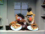 Ernie and Bert: More/Less Pizza