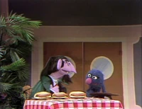 Waiter Grover: Hot Dog (248 KB) Hot Dog