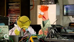 Bunsen demonstrates his 3D TV control