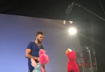 Elmo-Abby-derulo.jpg (65 KB) Elmo and Abby on the set with Jason Derulo