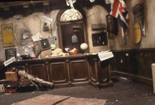 GMC-KenLilly-HapHotelFrontDesk2.jpg (133 KB)