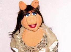 Evolution of Miss Piggy - A Muppet DIStory Ep. 43 