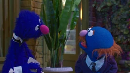 Waiter Grover: O is for Opposites (263 KB) O is for Opposites