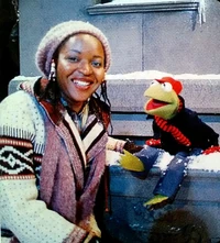 Kermit and Olivia.jpg (574 KB)