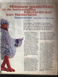 1999, issue number unknown (page 2). A new season of Sesamstraat introduces a rebuild of Pino (the accompanying photo is the previous build of the character)