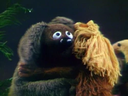 SexandV Rowlf dance
