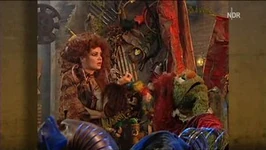 Annette and Rumpel tell the story of "Rumpel White" in an episode of Sesamstrasse.