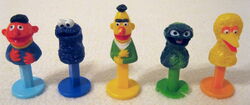 Questor child guidance 1974 push button sesame street 2