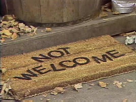 1070 Not Welcome.jpg (152 KB) Episode 1070