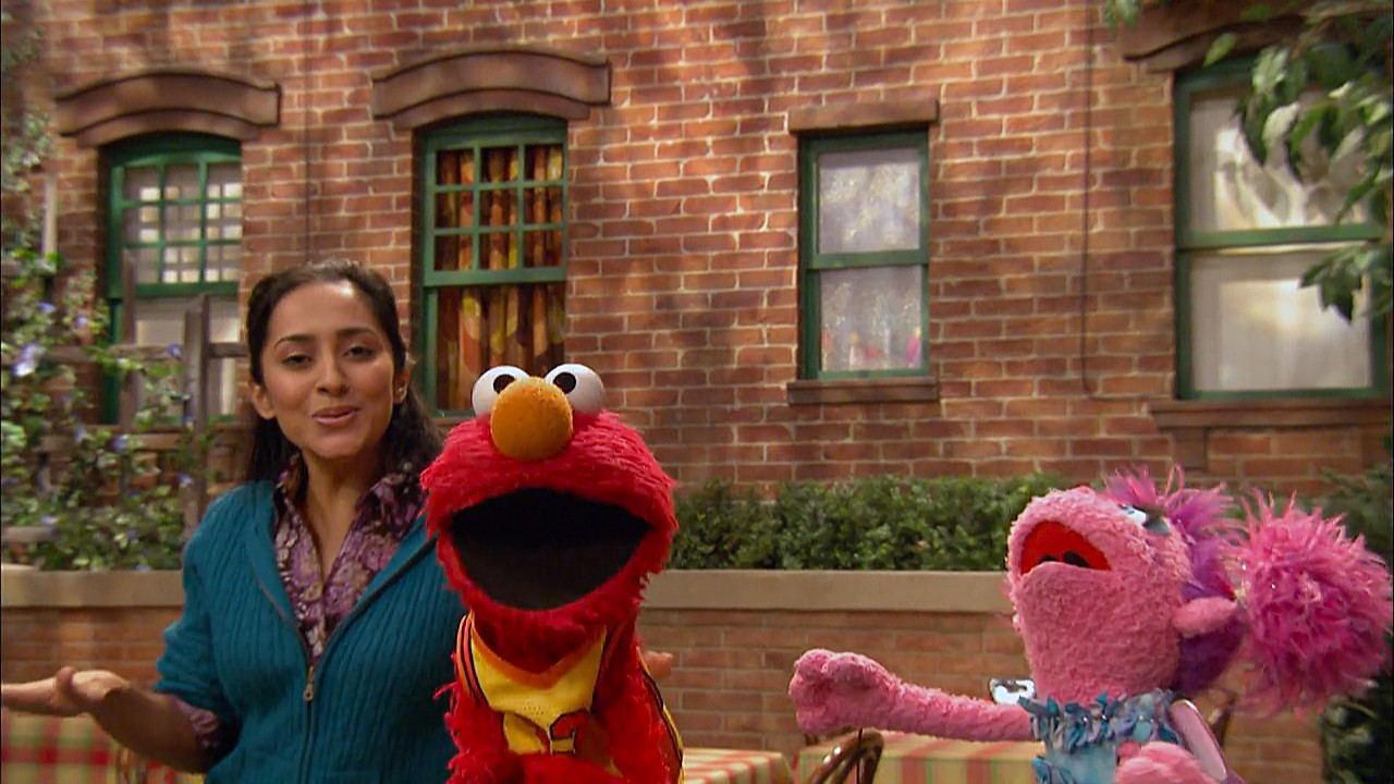 Elmo Feels Proud | Muppet Wiki | Fandom