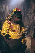 D220-Earl3.jpg (72 KB)