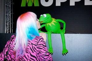 MariMoon & KermitOs Muppets promotion