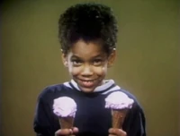 Song2-icecreamcones.jpg (61 KB) "Two Song (Song of Two)" (First: Episode 0001)