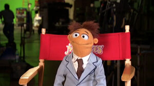 TheMuppets-Behind-The-Scenes-Interviews-Walter