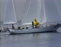 On a sailboat Episode 0946