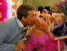 Reinout Oerlemans & Miss Piggy10 Biggest Bitches