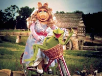 Kermit and Miss Piggy