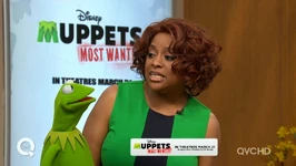 Kermit meets Sherri Shepherd