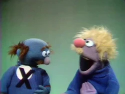 Harvey Kneeslapper: X Marks the Spot (First: Episode 0456)