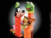 Swarovski Kermit PEZ.jpg (12 KB) Swarovski crystal Kermit