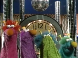 HonkAroundtheClock.jpg (159 KB) "Honk Around the Clock"