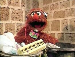 Oofnik reporting from Sesame Street Stays Up Late