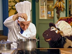 Bernhard Hoecker in the kitchen with 