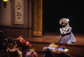 Emmet otter jbx 05.jpg (104 KB)