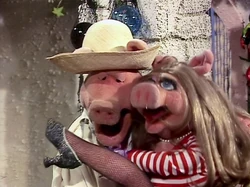 Sandbox:Miss Piggy's outfits | Muppet Wiki | Fandom