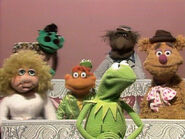 Kermit and the Glee Club in episode 310.