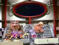 Pigsinspace218.jpg