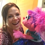 Salenger-Abby.jpg (117 KB) Meredith Salenger with Abby Cadabby