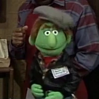 telephone repairman in Episode 2704